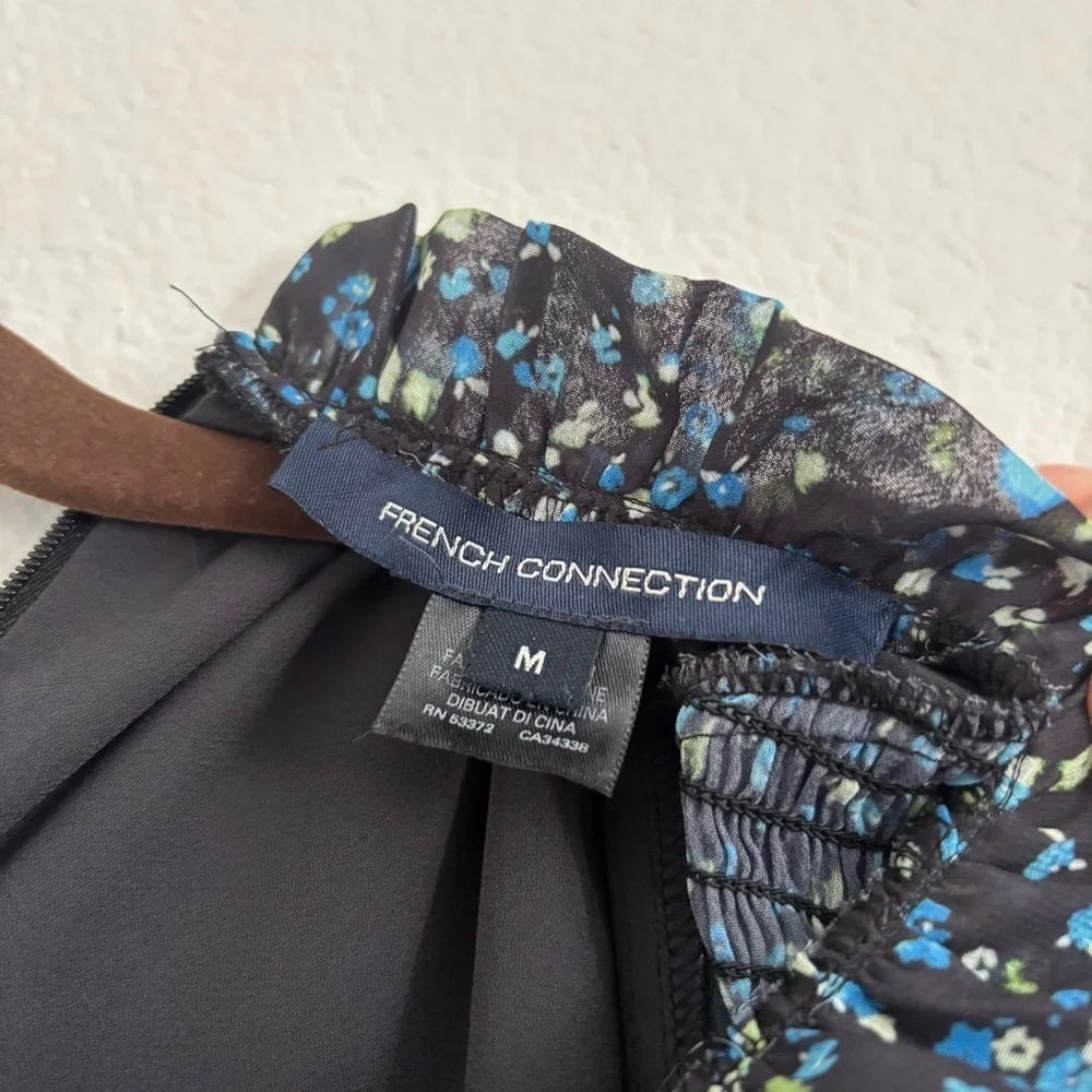French Connection Women's Size Medium Blue Floral Ferna Bella Smock Dress